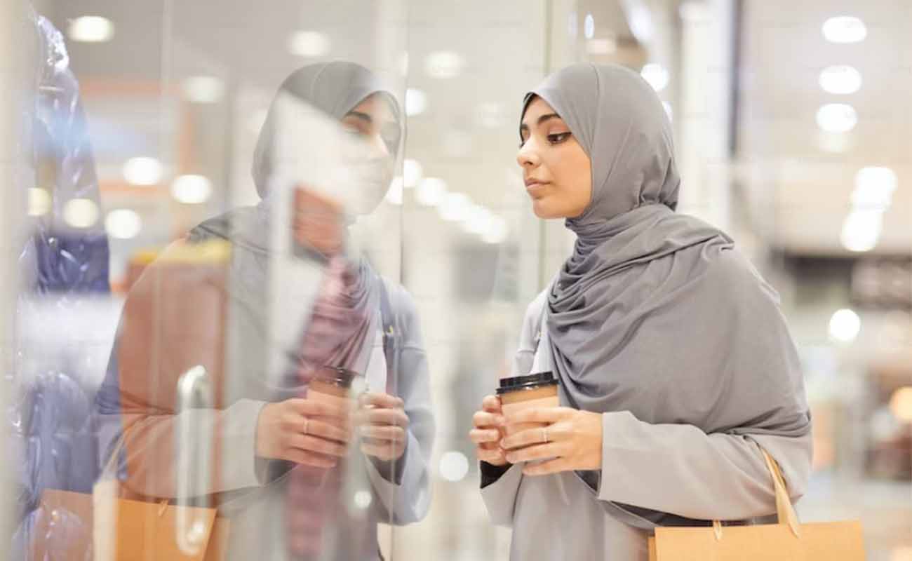 The Dubai Mall 🧟‍♂️ Best retreat for an upcoming zombie apocalypse...