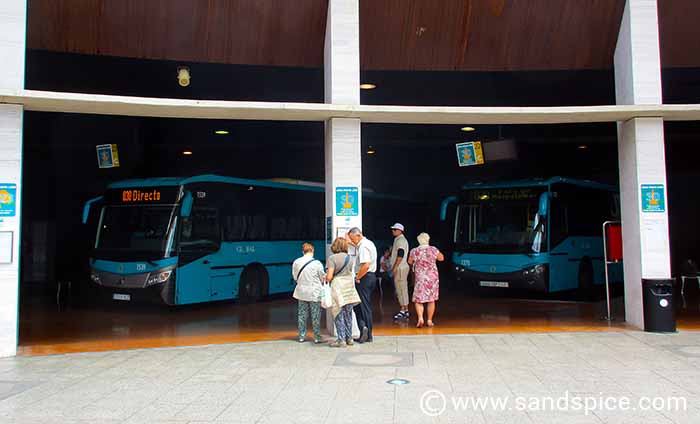 Catching the bus from the Las Palmas bus terminal
