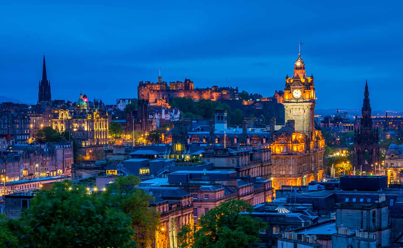 Discover the Best of Edinburgh, Scotland 🏴󠁧󠁢󠁳󠁣󠁴󠁿 Attractions & Activities