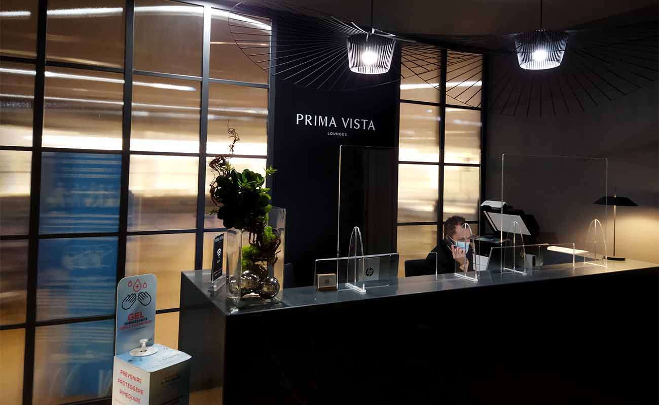 Rome's Prima Vista Lounge 🥐 A Relaxing Airport Retreat